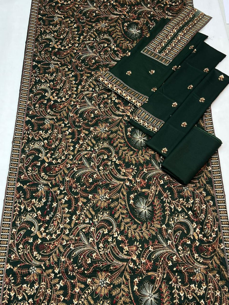 Luxury Embroidered Dhanak Winter Suit – Emerald Green