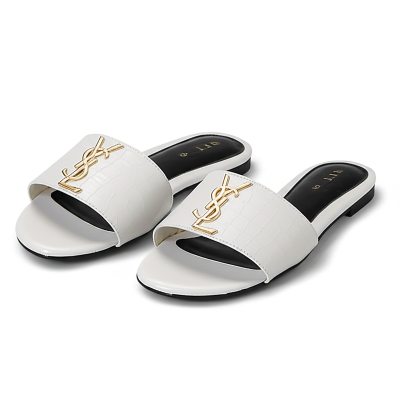 Chic White Crocodile-Textured Flat