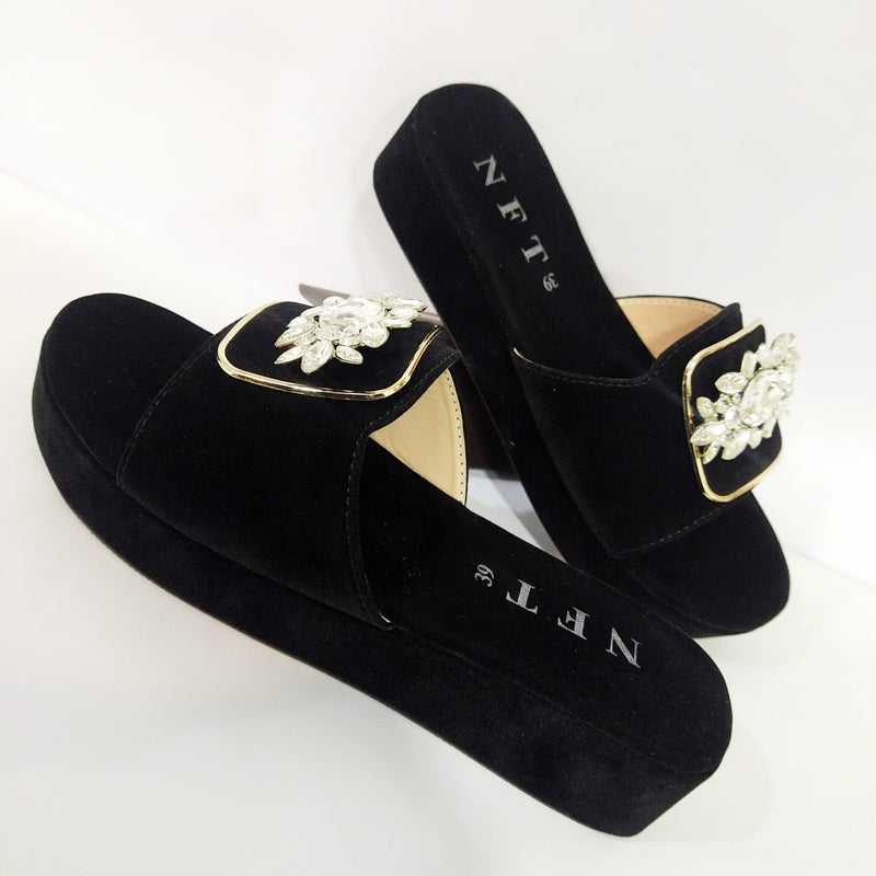 FANCY BUCKLE SLIPPER