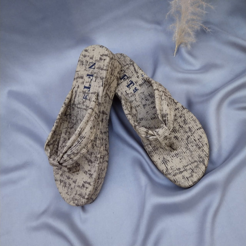 LEATHER SLIPPER