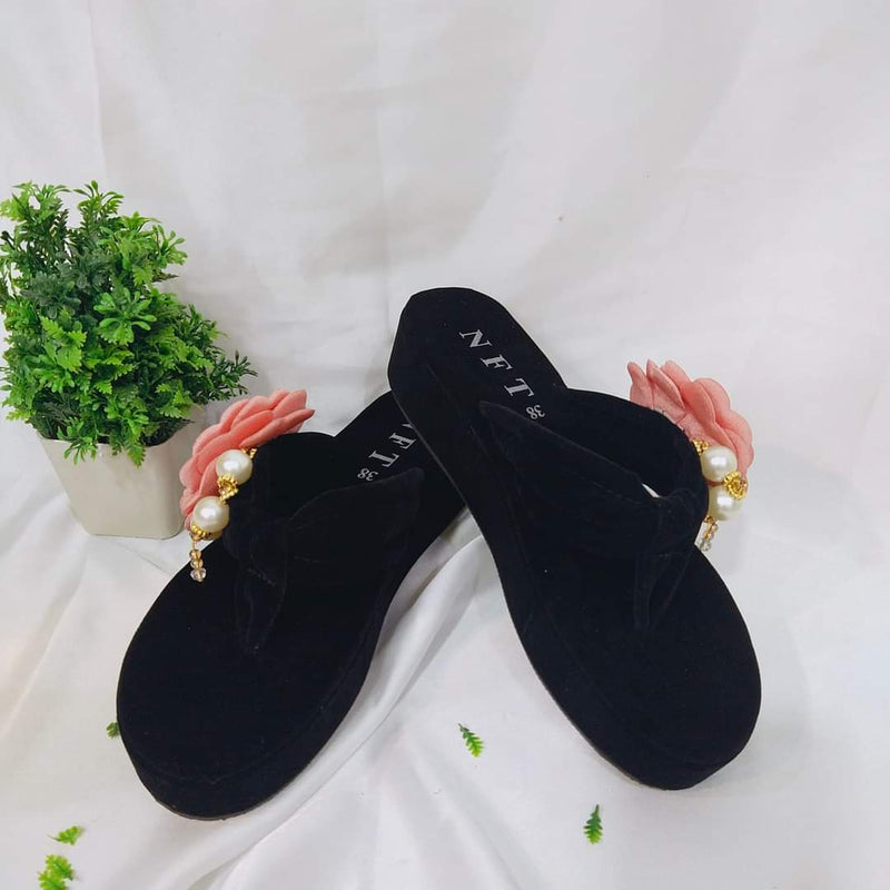 FLOWER SLIPPER
