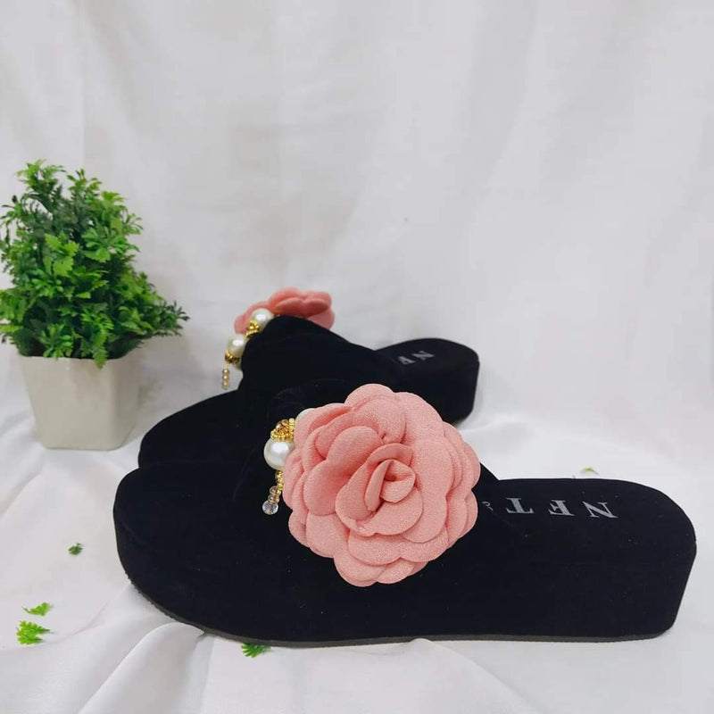 FLOWER SLIPPER
