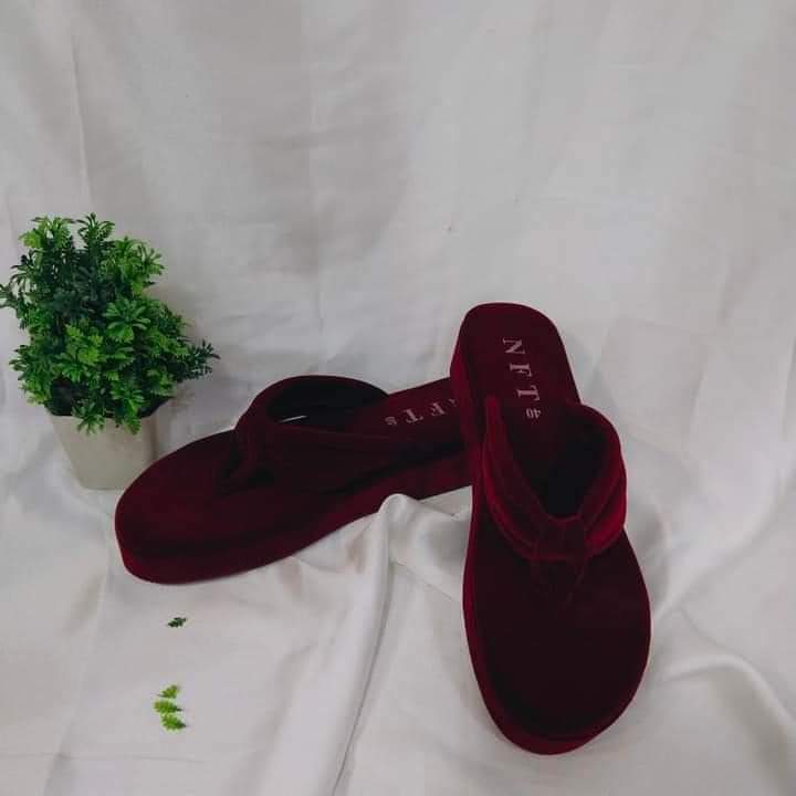 PLAIN VELVET SLIPPER