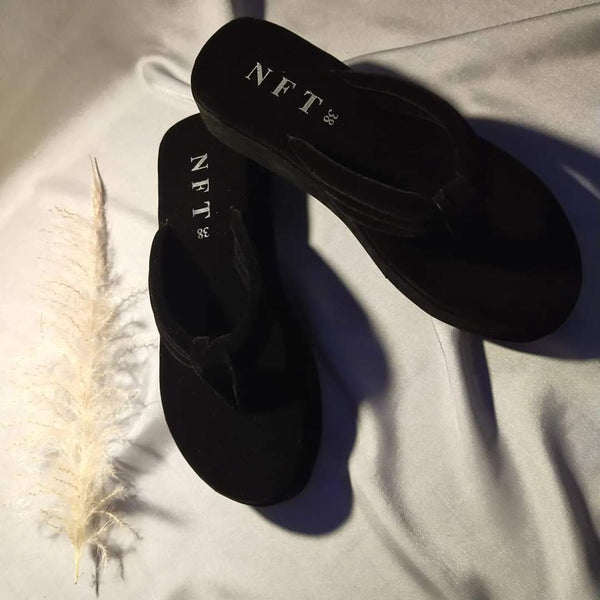 PLAIN VELVET SLIPPER
