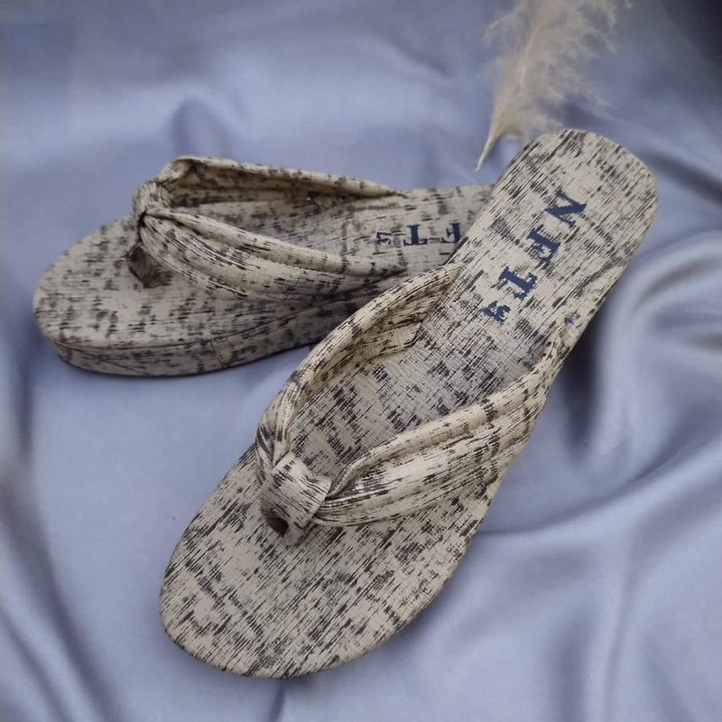 LEATHER SLIPPER
